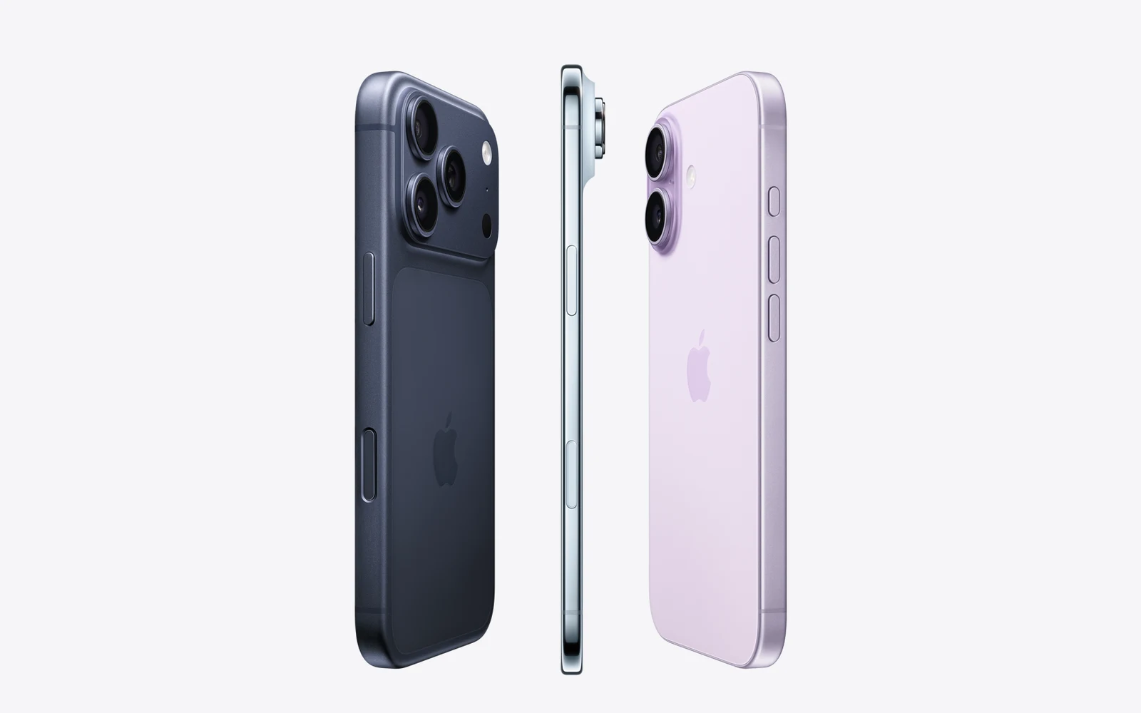 뒷면과 옆면이 모두 보이는 iPhone 17 Pro, iPhone Air, iPhone 17 전체 제품